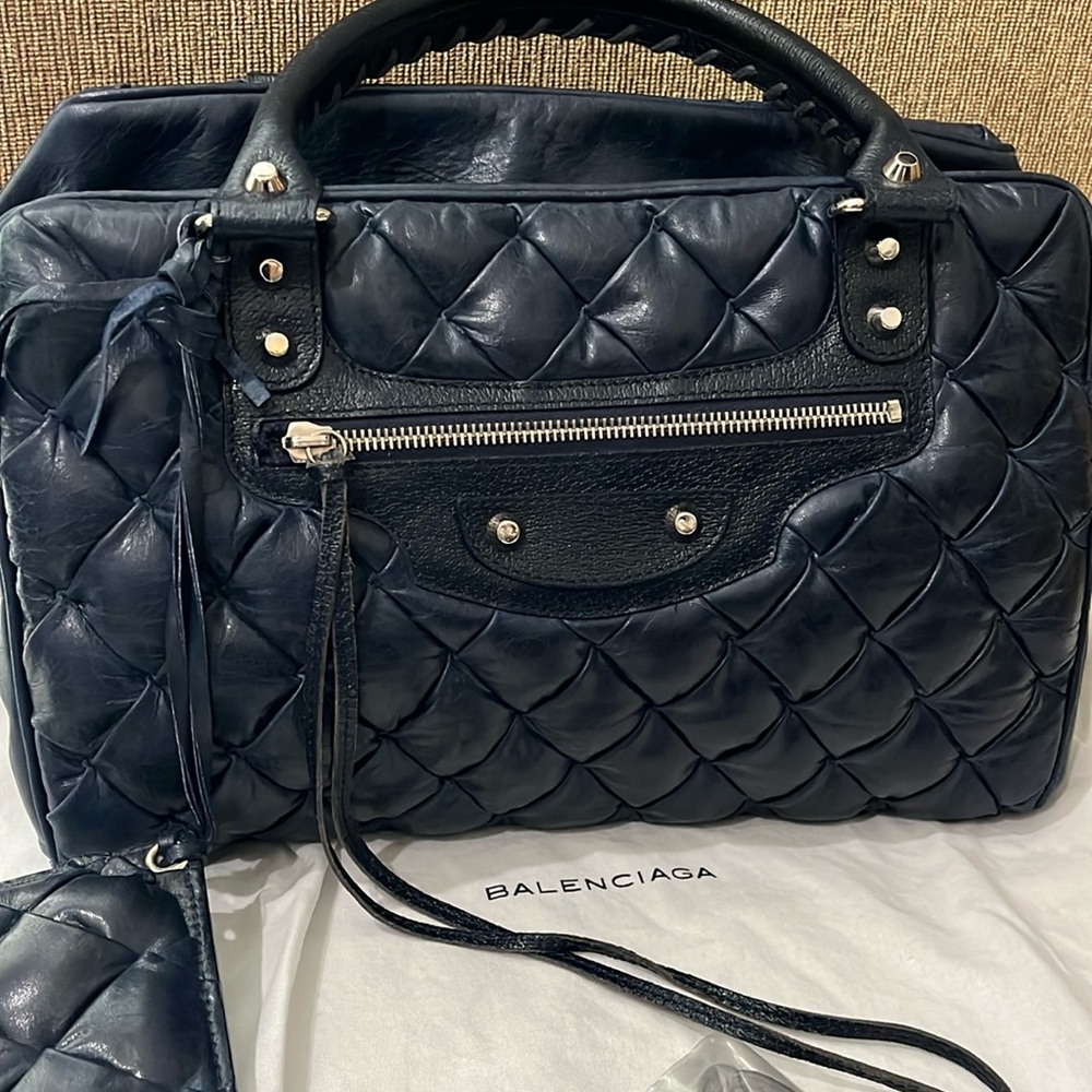 Rare BALENCIAGA Matelassé Quilted Navy Bag Purse
